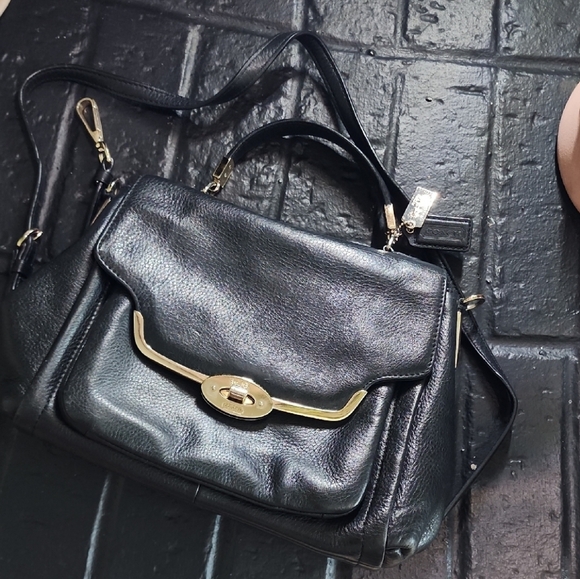 Coach MAddison Hand Bag - Picture 3 of 10